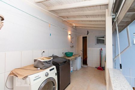 Casa à venda com 400m², 3 quartos e 4 vagas Casa à venda com 400m², 3 quartos e 4 vagasLavanderia