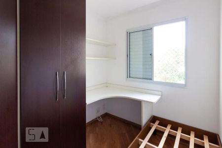 Quarto 2 de apartamento para alugar com 3 quartos, 63m² em Vila Butantã, São Paulo