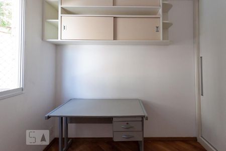 Quarto 1 de apartamento para alugar com 3 quartos, 63m² em Vila Butantã, São Paulo