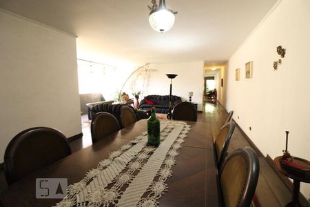 Sala 1 de casa à venda com 6 quartos, 400m² em Vila Moinho Velho, São Paulo