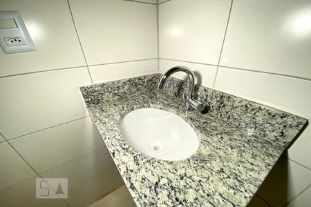 Studio para alugar com 45m², 2 quartos e 1 vaga Studio para alugar com 45m², 2 quartos e 1 vagaBanheiro