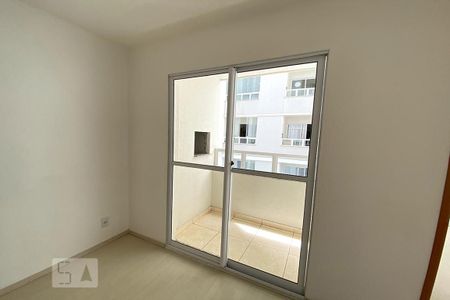 Porta Janela da Sala de apartamento à venda com 2 quartos, 45m² em Vila Rosa, Novo Hamburgo