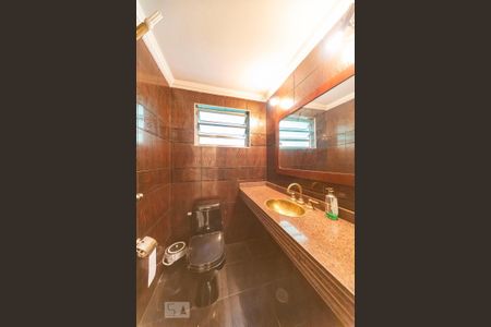 Lavabo de casa para alugar com 4 quartos, 280m² em Vila Palmares, Santo André