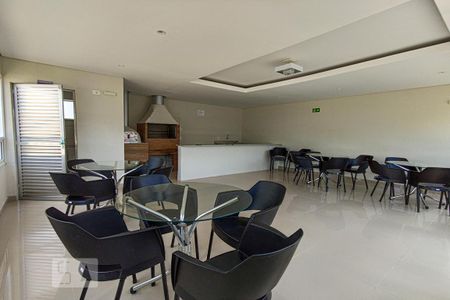 Apartamento para alugar com 40m², 2 quartos e 1 vaga Apartamento para alugar com 40m², 2 quartos e 1 vagaÁrea comum - Salão de festas
