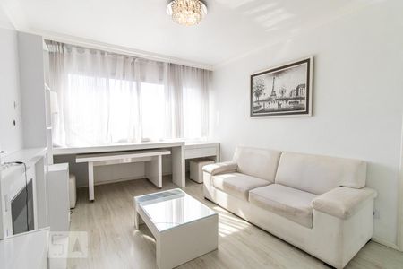 Sala de apartamento para alugar com 1 quarto, 43m² em Centro, Curitiba