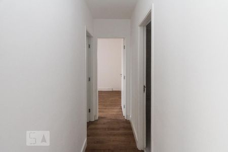 Corredor de apartamento para alugar com 2 quartos, 59m² em Vila Ema, São Paulo