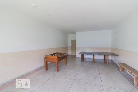 Apartamento para alugar com 72m², 2 quartos e 1 vaga Apartamento para alugar com 72m², 2 quartos e 1 vagaÁrea comum - Salão de Jogos