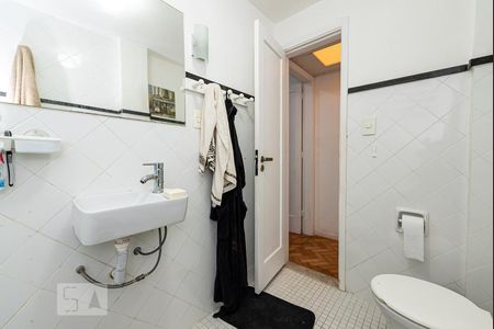 Apartamento à venda com 80m², 2 quartos e 1 vaga Apartamento à venda com 80m², 2 quartos e 1 vagaBanheiro
