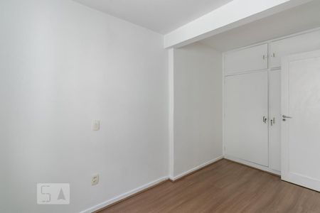 Suite de apartamento à venda com 3 quartos, 80m² em Vila Nova Conceição, São Paulo