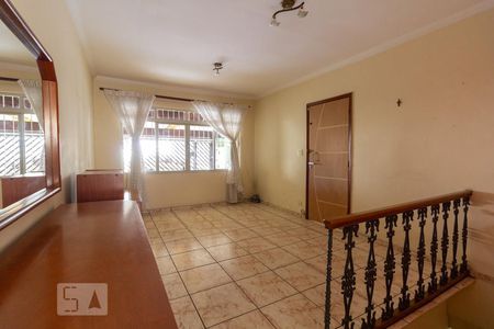 Sala de casa para alugar com 3 quartos, 120m² em Jardim Pinheiros, São Paulo