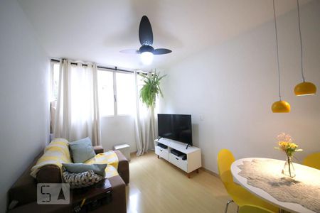 Sala de apartamento à venda com 2 quartos, 62m² em Jardim Taquaral, São Paulo