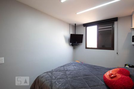 Suíte de apartamento à venda com 3 quartos, 69m² em Km 18, Osasco