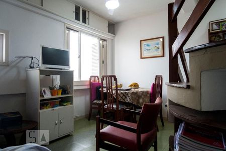 Sala de apartamento à venda com 2 quartos, 99m² em Centro Histórico, Porto Alegre