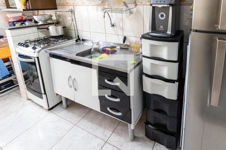 Apartamento para alugar com 46m², 2 quartos e 1 vaga Apartamento para alugar com 46m², 2 quartos e 1 vagaCozinha e Área de Serviço