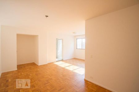 Sala de apartamento à venda com 2 quartos, 70m² em Vila Cordeiro, São Paulo