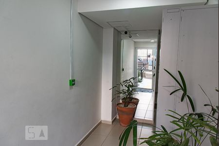 Hall de entrada de kitnet/studio à venda com 1 quarto, 28m² em Sé, São Paulo