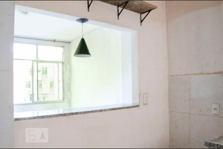 Sala/Cozinha de apartamento à venda com 2 quartos, 45m² em Irajá, Rio de Janeiro