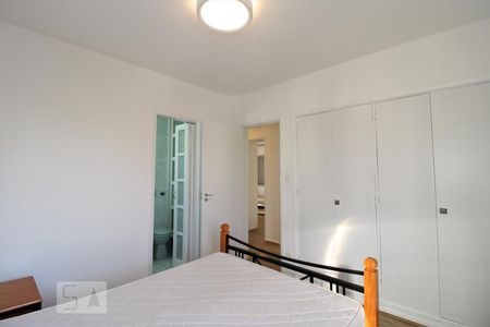 Suíte de apartamento para alugar com 3 quartos, 81m² em Vila Pompéia, São Paulo