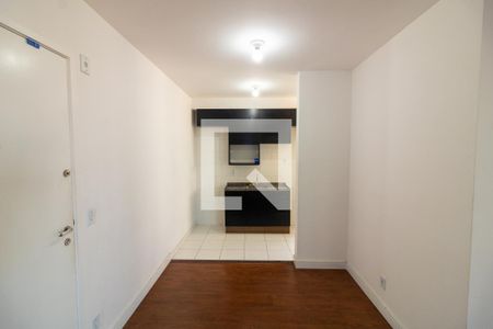 Sala de apartamento para alugar com 2 quartos, 51m² em Jardim Monte Alegre, Taboão da Serra