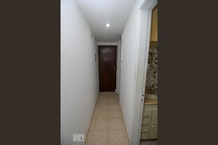 Corredor - Entrada de kitnet/studio à venda com 1 quarto, 23m² em Glória, Rio de Janeiro