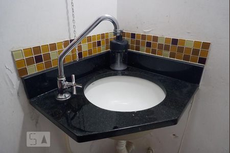 Lavabo de casa de condomínio à venda com 2 quartos, 68m² em Cidade Patriarca, São Paulo