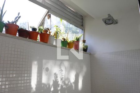 Banheiro da Suíte 1 de apartamento para alugar com 3 quartos, 160m² em Barra da Tijuca, Rio de Janeiro