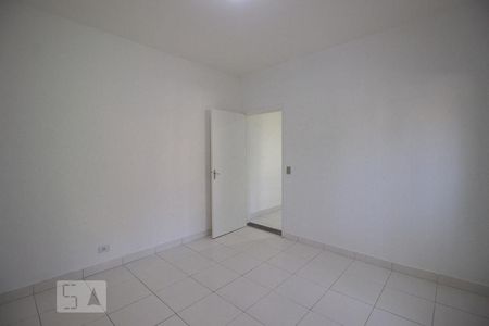 Quarto de casa para alugar com 1 quarto, 80m² em Jardim Dracena, São Paulo