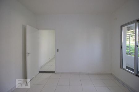 Quarto de casa para alugar com 1 quarto, 80m² em Jardim Dracena, São Paulo