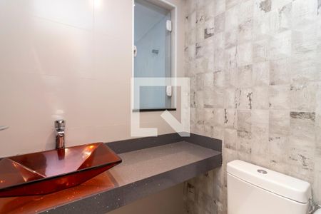 Lavabo de casa para alugar com 3 quartos, 300m² em Jardim São Paulo, São Paulo