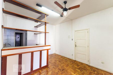 Quarto / Sala de apartamento à venda com 1 quarto, 30m² em Centro, Niterói