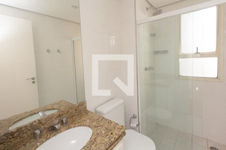 Apartamento para alugar com 40m², 1 quarto e 1 vaga Apartamento para alugar com 40m², 1 quarto e 1 vagaBanheiro da Suíte