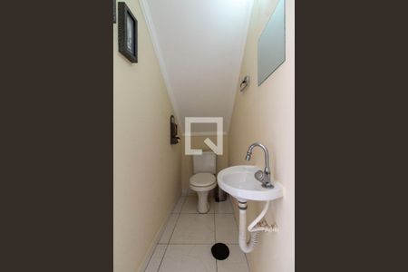 Lavabo de casa de condomínio à venda com 2 quartos, 69m² em Vila Carmosina, São Paulo