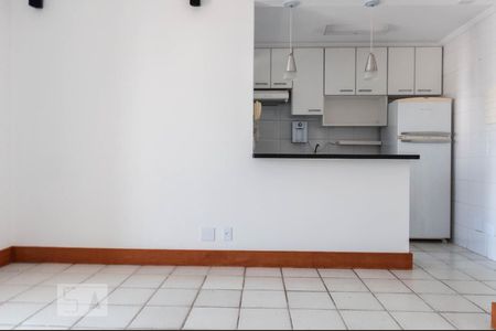 Sala  de apartamento para alugar com 2 quartos, 50m² em Pinheiros, São Paulo