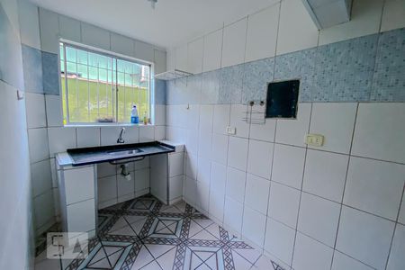 Cozinha de casa para alugar com 1 quarto, 40m² em Vila Carrao, São Paulo