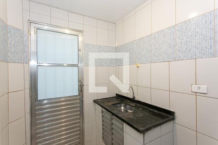 Cozinha de casa de condomínio para alugar com 1 quarto, 40m² em Vila Carrao, São Paulo
