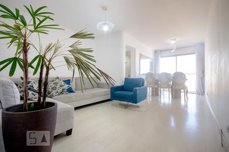 Apartamento à venda com 64m², 2 quartos e 1 vagaSala