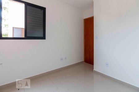 Quarto 2 de apartamento para alugar com 2 quartos, 38m² em Vila Jacuí, São Paulo