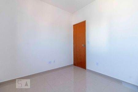 Quarto 1 de apartamento para alugar com 2 quartos, 45m² em Vila Jacuí, São Paulo