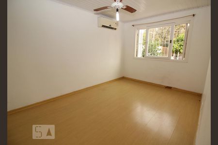 Quarto 1 de casa à venda com 2 quartos, 110m² em Jardim Itu-sabará, Porto Alegre