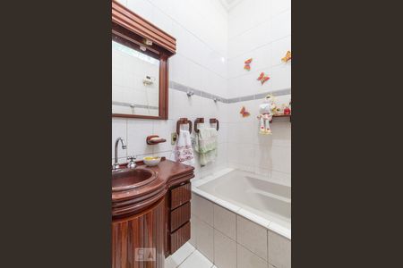 Casa para alugar com 190m², 3 quartos e 4 vagas Casa para alugar com 190m², 3 quartos e 4 vagasBanheiro 1