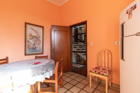 Casa para alugar com 190m², 3 quartos e 4 vagas Casa para alugar com 190m², 3 quartos e 4 vagasCozinha