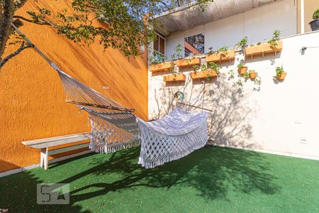 Casa para alugar com 190m², 3 quartos e 4 vagas Casa para alugar com 190m², 3 quartos e 4 vagasQuintal