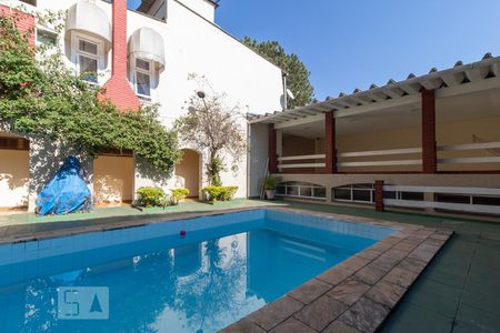 Casa para alugar com 190m², 3 quartos e 4 vagas Casa para alugar com 190m², 3 quartos e 4 vagasQuintal