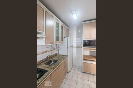 Cozinha de apartamento à venda com 2 quartos, 55m² em Partenon, Porto Alegre