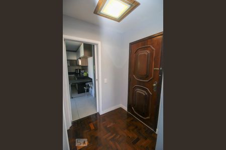 Hall de Entrada de apartamento à venda com 3 quartos, 120m² em Botafogo, Rio de Janeiro