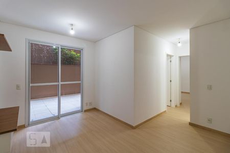 Sala de apartamento à venda com 2 quartos, 88m² em Jardim Tupanci, Barueri