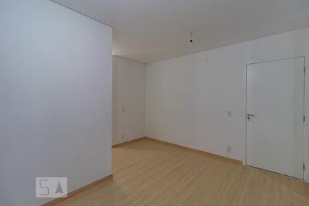 Sala de apartamento à venda com 2 quartos, 88m² em Jardim Tupanci, Barueri