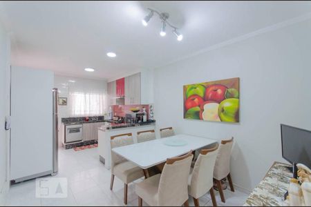 Casa à venda com 204m², 3 quartos e 3 vagas Casa à venda com 204m², 3 quartos e 3 vagasCozinha
