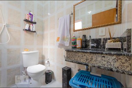 Casa à venda com 204m², 3 quartos e 3 vagas Casa à venda com 204m², 3 quartos e 3 vagasBanheiro