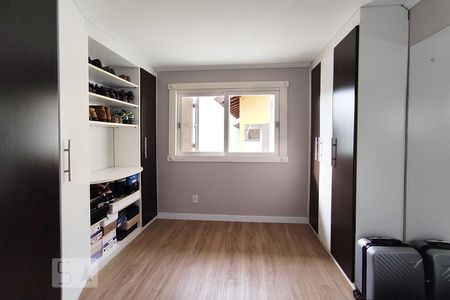 Closet de casa à venda com 3 quartos, 130m² em Harmonia, Canoas